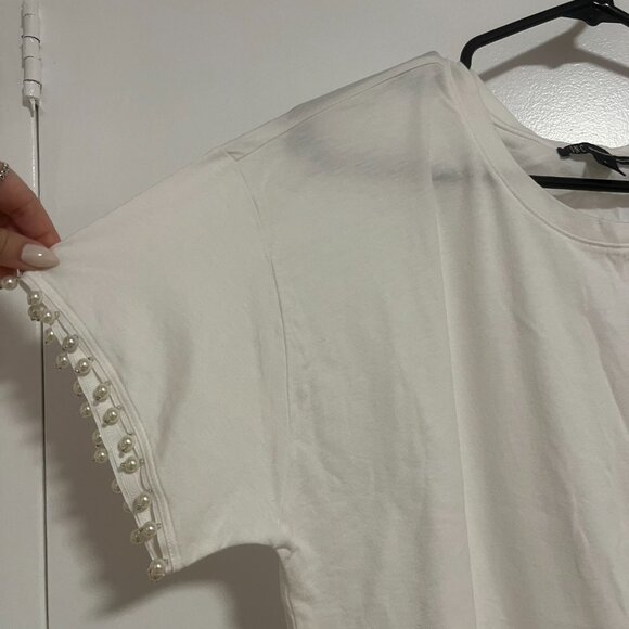 NWT INC International Concepts White Top with Pearl Sleeve - Picture 3 of 6